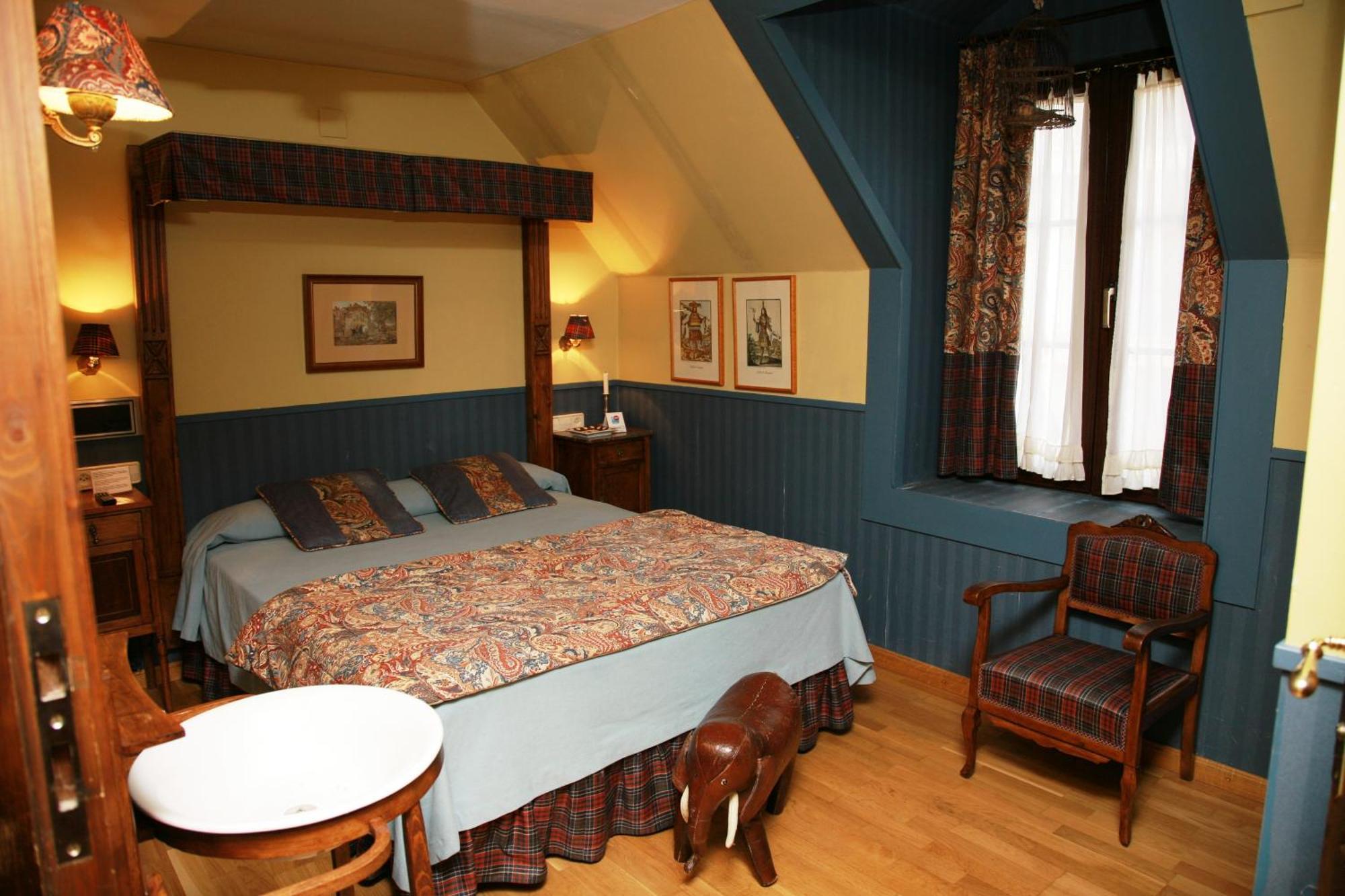 Hotel Almud Sallent de Gállego Quarto foto