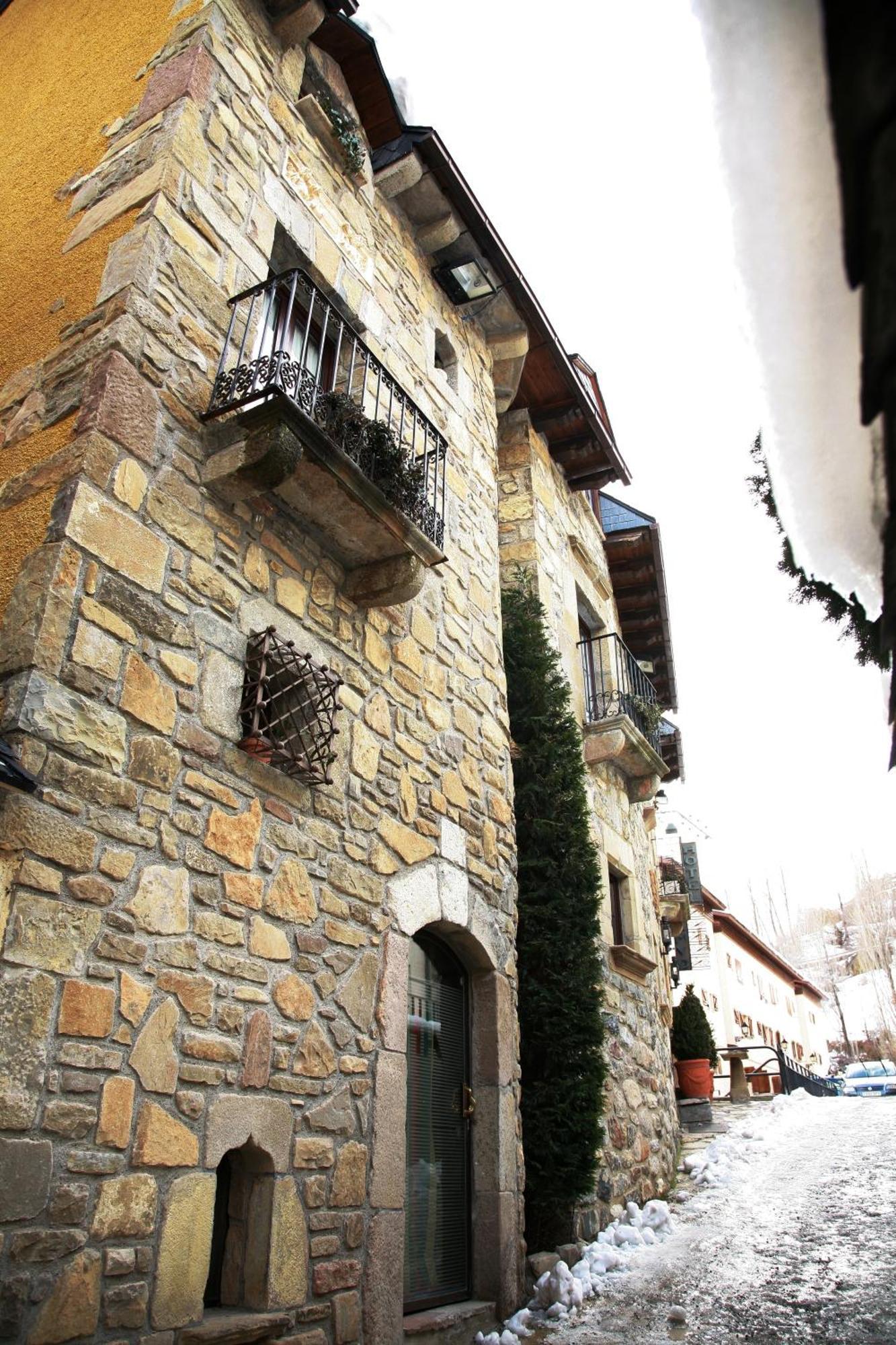 Hotel Almud Sallent de Gállego Exterior foto